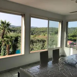 Magnifique haut de villa au calme absolu a 10 minutes des plages - Belcodène