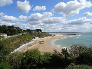 Maisons de vacances Charming holiday home in the middle of the dunes of Barneville-Carteret : photos des chambres