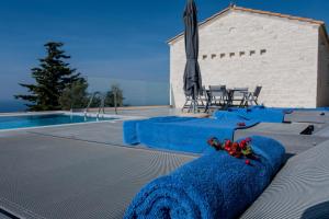 SAPPHIRE AGIOS NIKITAS