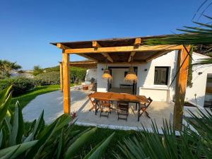 Villas Luxury beach front Villa & Private garden : photos des chambres