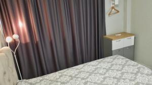 Cozy studio near the park with huge verandah