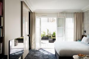 Hotels Hotel Les Bains Paris : photos des chambres