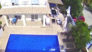 Luxury spacious holiday Villa with heated swimming pool