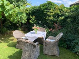 Exklusive Wohnung mit herrlicher Terrasse und Garten