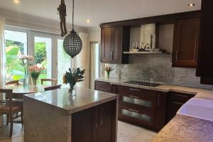 Exklusive Wohnung mit herrlicher Terrasse und Garten