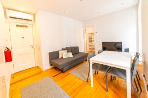 Golden Place - Cacilhas