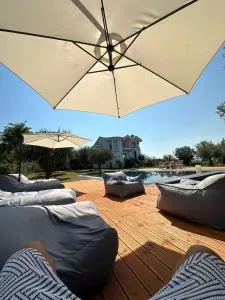 Hilltop Villa - Dajt