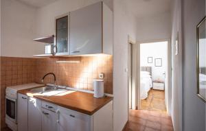 Two-Bedroom Apartment In Vinisce