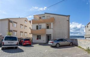 Amazing Apartment In Crikvenica With 2 Bedrooms