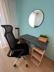 Al Malina 3BDR Family Apt with Parking Space near Airport and IEC