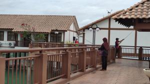Alpine LXPD Water Chalet