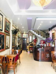 Huế thương Hotel