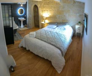 Maisons d'hotes L-Usclasienne - Chambres d-Hotes : Chambre Double Deluxe avec Baignoire