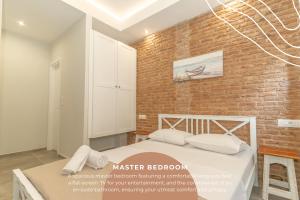 Camara Suite (Sea & City)