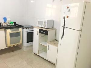 Enseada Guarujá, apartamento a 200 metros da praia