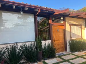 CASA ALTO PADRÃO ILHABELA