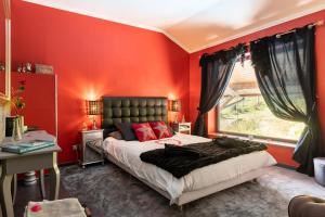 B&B / Chambres d'hotes Lili Paradis : Chambre Double avec Baignoire Spa