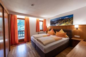 Hotel & Chalets Lampllehen