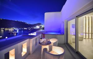 Nissaki VIP Suite with Sea View 