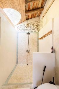 Angatu Villas 1 Padang - Padang