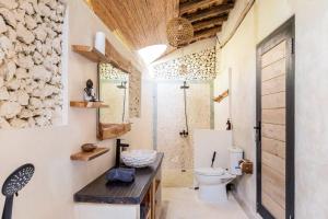 Angatu Villas 1 Padang - Padang