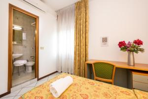Single Room with Private Bathroom