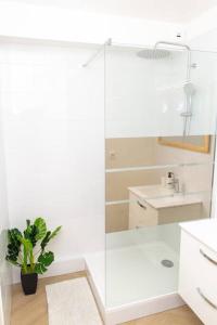 Appartements Appartement Moderne et Tropical 15 min Paris : photos des chambres