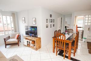 Amplo e iluminado apto central para temporada