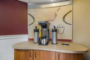 red roof inn atlanta south morrow