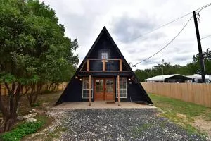 Stunning A-Frame Home on Canyon Lake - Spring Branch