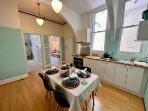 Chic 1-Bed unit at Potts Point