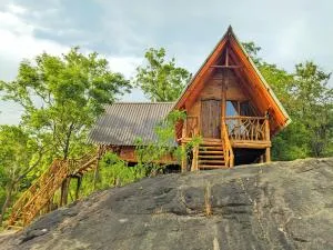 Wooden Cabana Sigiriya - Talkote