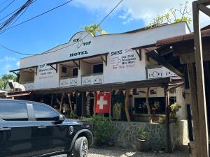 ALONA Beautiful Penthouse 2-BR 2-CR Prime Location!