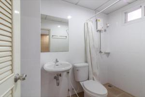 Standard Twin Room room in Siam Privi Hotel