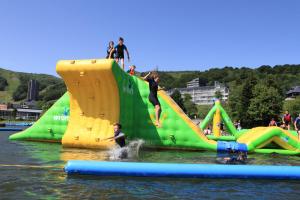 Chalets La fleche 1 de Super Besse - Chalet Prive de Standing avec Jaccuzzi : photos des chambres