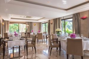 Hotels Hostellerie Les Gorges De Pennafort : photos des chambres