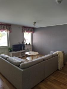 Lägenhet Nybrovägen