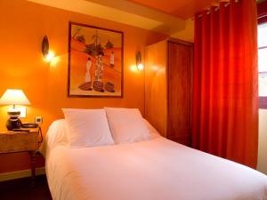 Hotels LE BALZAC : photos des chambres