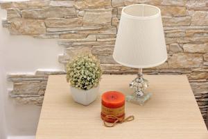 Vatican Flat Cozy with Private Court