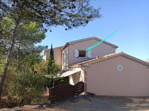 Anduze Gîte Les Bambous au "Petit Clos des Cigales"