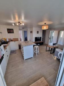 Maisons de vacances Chalet 6 pers a 10km de Cabourg : photos des chambres