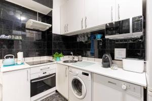 Stylish Central Budapest Apartment