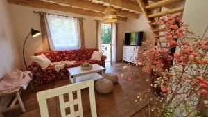 Štiavnické chalúpky pri Richňavských jazerách - 斯提亚夫尼茲科巴內