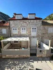 @trstenik - Trstenik