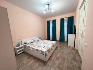 The Heart of Mtatsminda