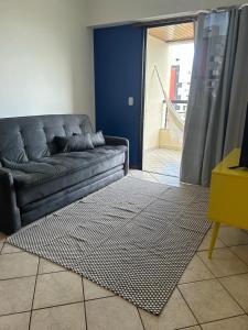 Apto com churrasqueira - 60 metros do mar!!! Canasvieiras