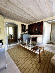 Gränna Grandeur Stay in Style