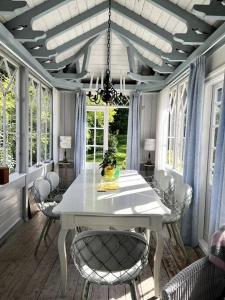 Gränna Grandeur Stay in Style