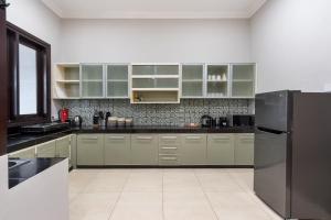 Green Villa - 4BR Luxury Villa - Nusa Dua Beach by SunnyRent
