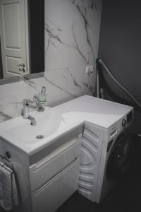 MaxiMar Apartment With Sauna